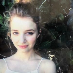 Meet your Posher, Daphne